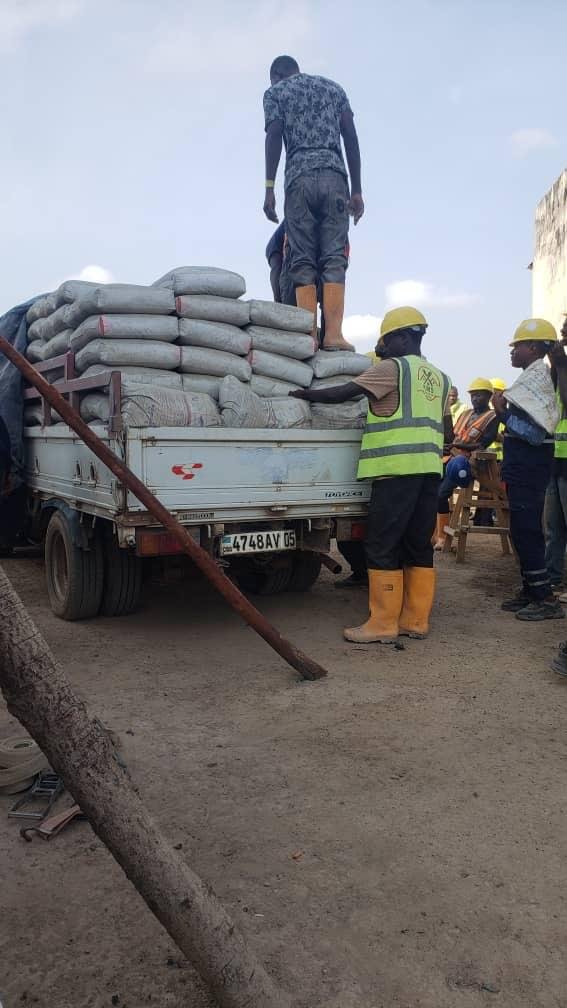 Entrepôt logistique